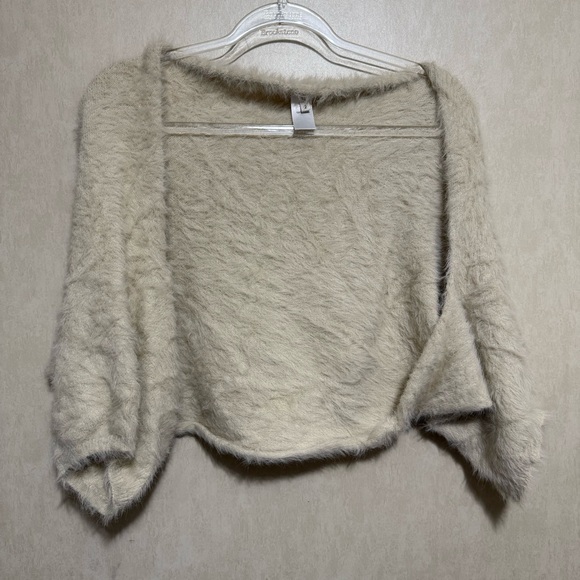 Maurices Cream Eyelash Sweater Bolero Shrug Jacket - Picture 1 of 4